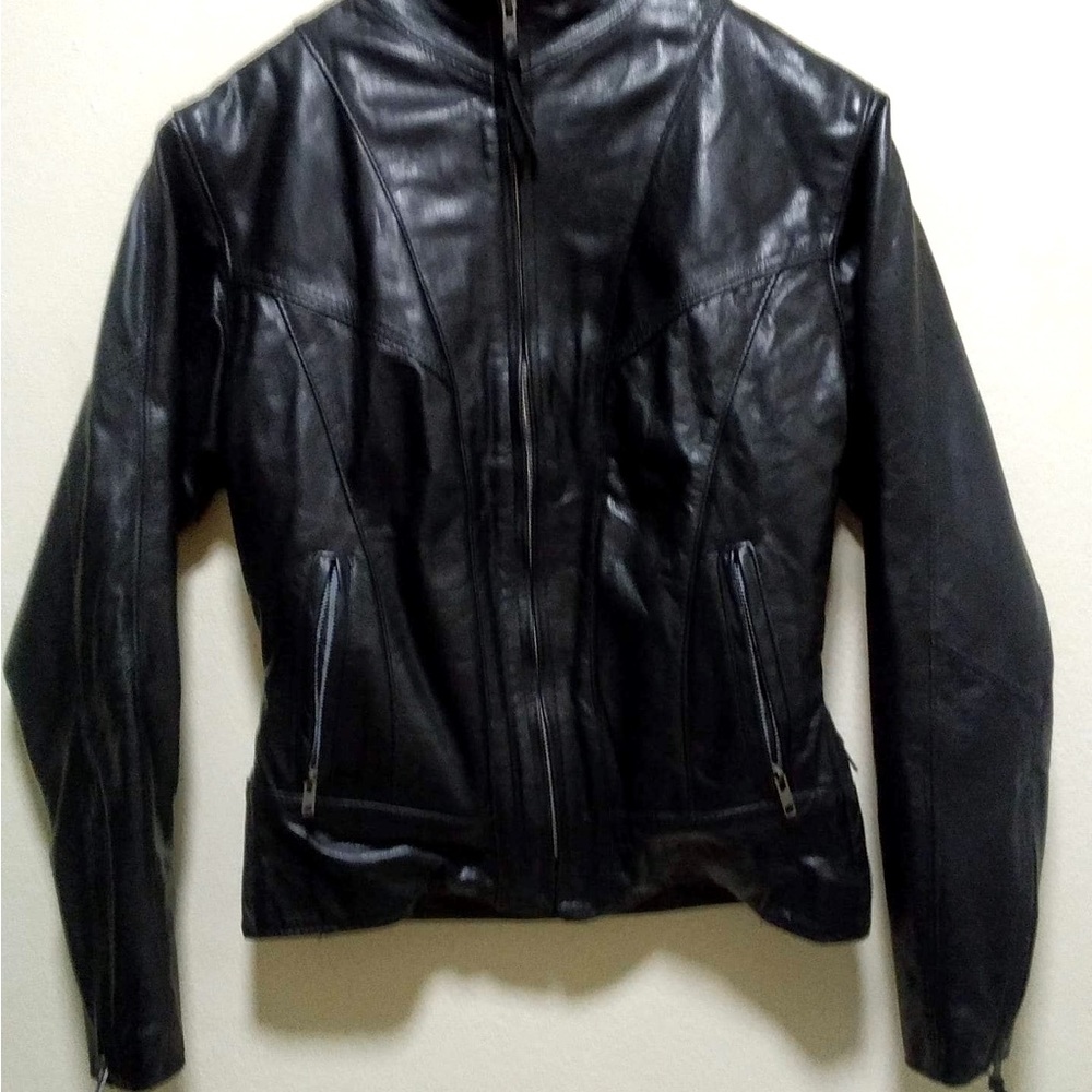 BRAND NEW NEVER WORN!! Walter dyer genuine leather riding jacket!!